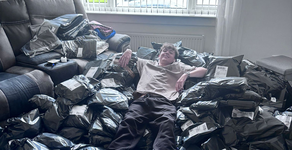 Leon with his inventory